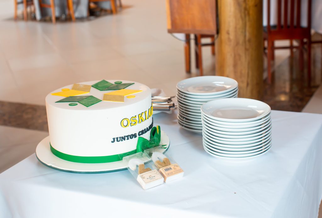 Bolo de Aniversário da Oskiade