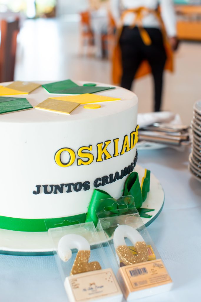 Bolo de Aniversário da Oskiade